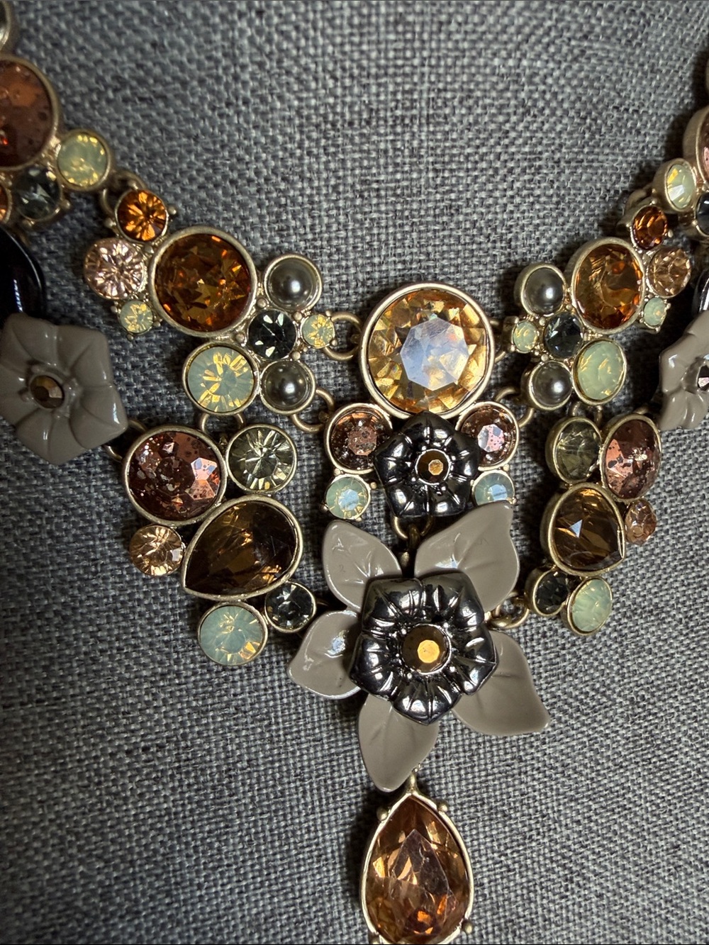 Vera Wang Gold-Tone Floral Necklace with Amber and Citrine Gems - Picture 4 of 8